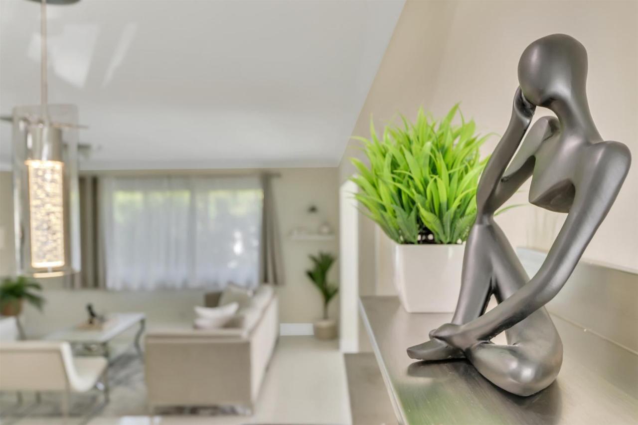 Bright Pompano Beach With Pool Access Екстер'єр фото
