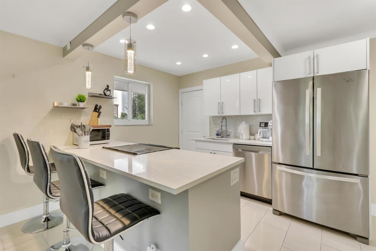 Bright Pompano Beach With Pool Access Екстер'єр фото
