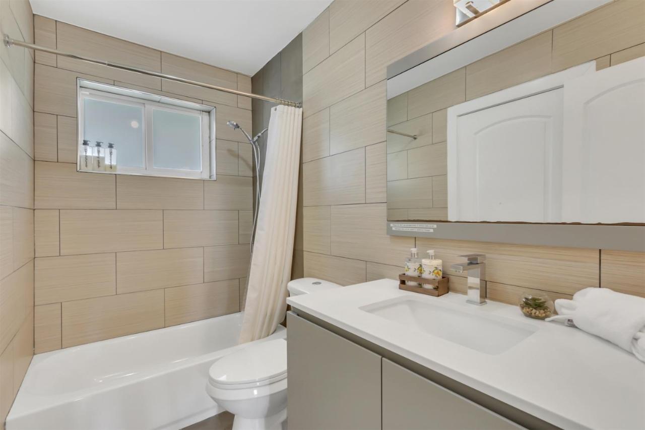 Bright Pompano Beach With Pool Access Екстер'єр фото